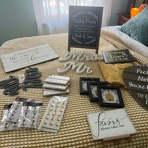 Wedding and Bee Shower Decorations